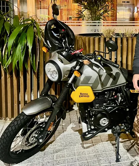 Royal Enfield Scram 411 Como Nueva