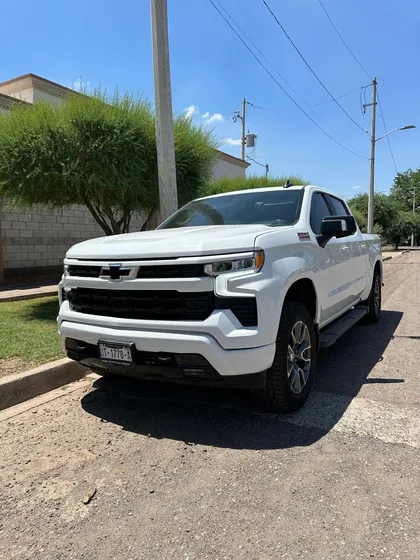 Chevrolet Cheyenne 5.3 Doble Cab Rst 4x4 At