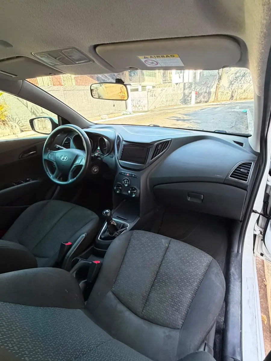 Hyundai Hb20 2016 1.0 Comfort Style Flex 5p — foto 4