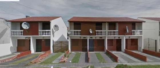 Triplex En Venta - 3 Dormitorios 1 Baño - 90mts2 - Mar Del Tuyú