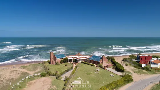 Excelente Propiedad Sobre Playa La Balconada En La Paloma, Rocha, Uruguay