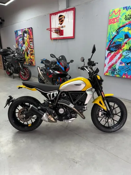Motocicleta Ducati Scrambler 800 2024 Como Nueva
