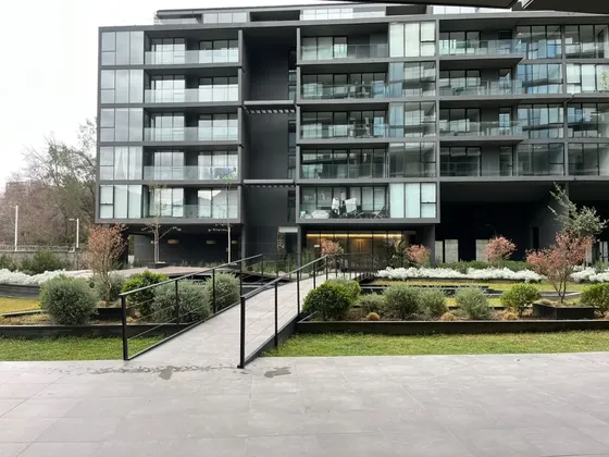 Edificio Meet 10800