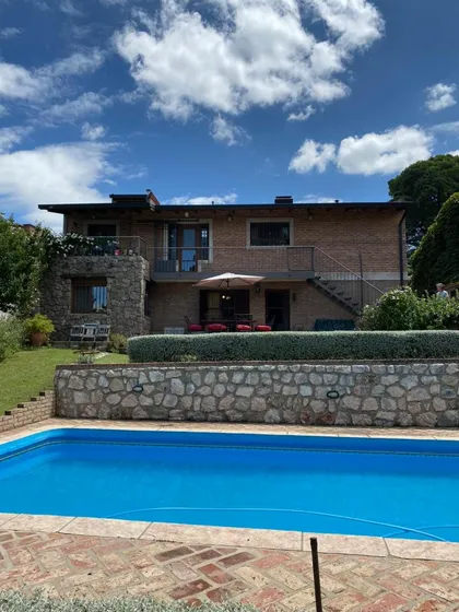 Excelente Casa 3 Dorm La Falda .cordoba