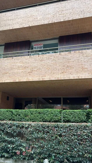 Arriendo P.h. Amoblado Ubicado En El Chico
