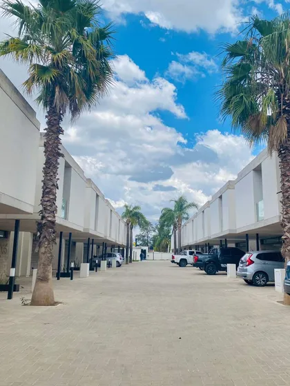 Duplex En Venta - 3 Dormitorios - Padre Claret