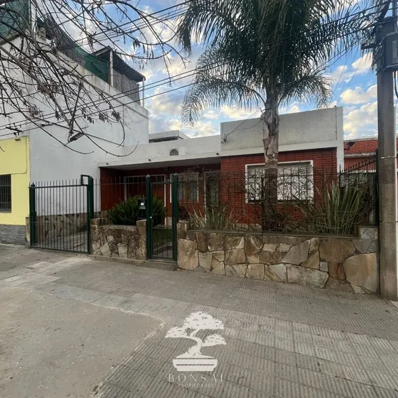 Venta Casa 3 Dormitorios Jacinto Vera Montevideo C