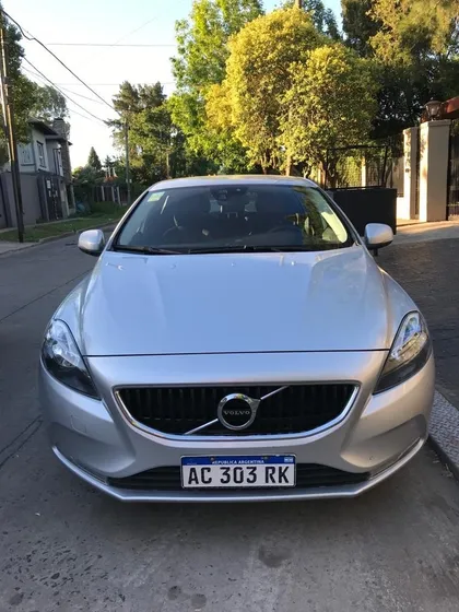 Volvo V40 1.6 T4 Momentum