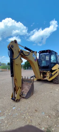 Caterpillar Retroexcavadora Pajarita 2013