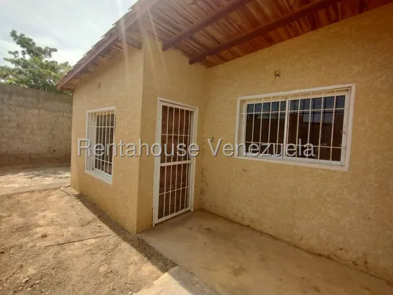 Venta De Casa Ubicada En Guanadito Cod Flex 25-23580