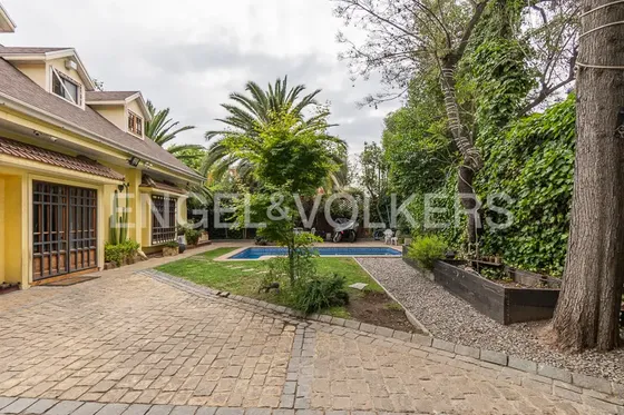 Gran Casa Residencial/la Verbena