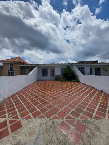 Sólo Clientes: Venta Hermosa Casa En Tocuyito (mh)
