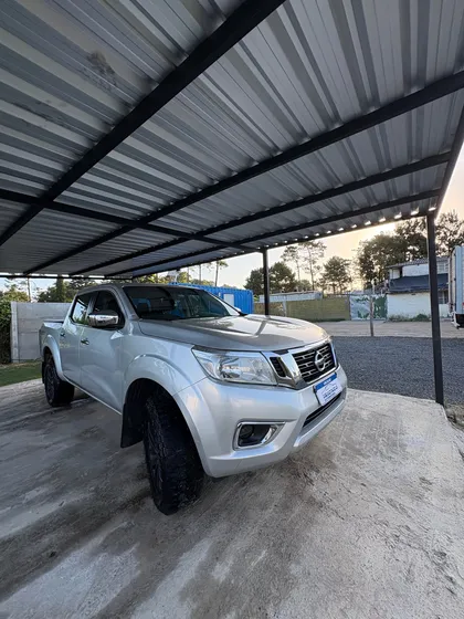 Nissan Np300 Frontier 2.5 Xe Tdsl 188hp D.cab. 4x4