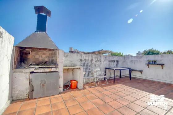 Florida Casa Ph 4 Ambientes, 2 Dormitorios Y Escritorio Con Patio Y Terraza. 2 Cuadras De Avenida.