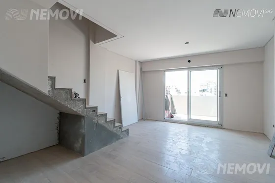 Venta Departamento 6 Ambientes En  Caballito