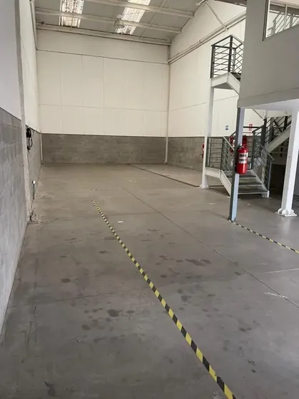 Arriendo De Bodega 158 M² En Condominio En Renca