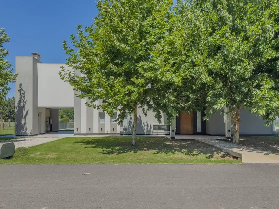 Casas A Estrenar En Venta En Haras Del Sur Ii