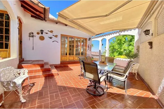 Casa En Venta Las Condes 4 Dorm+estar