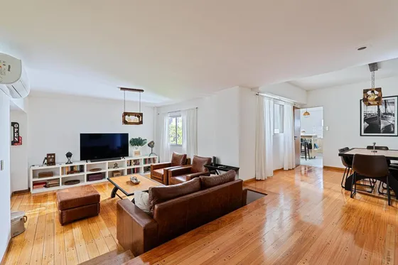 Piso - Venta - 4 Ambientes - Balcon - Cochera - La Imprenta