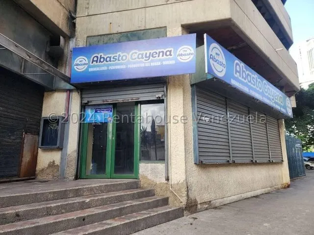 120m2 En Parque Carabobo,  Local Comercial A Pie De Calle, Ubicado En La Planta Baja Del Edificio Parque Carabobo Plaza, Mls#25-149