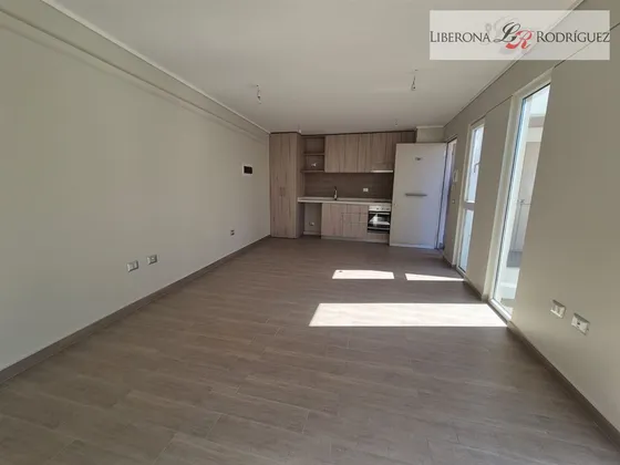 Departamento En Venta De 1 Dorm. En Valparaíso