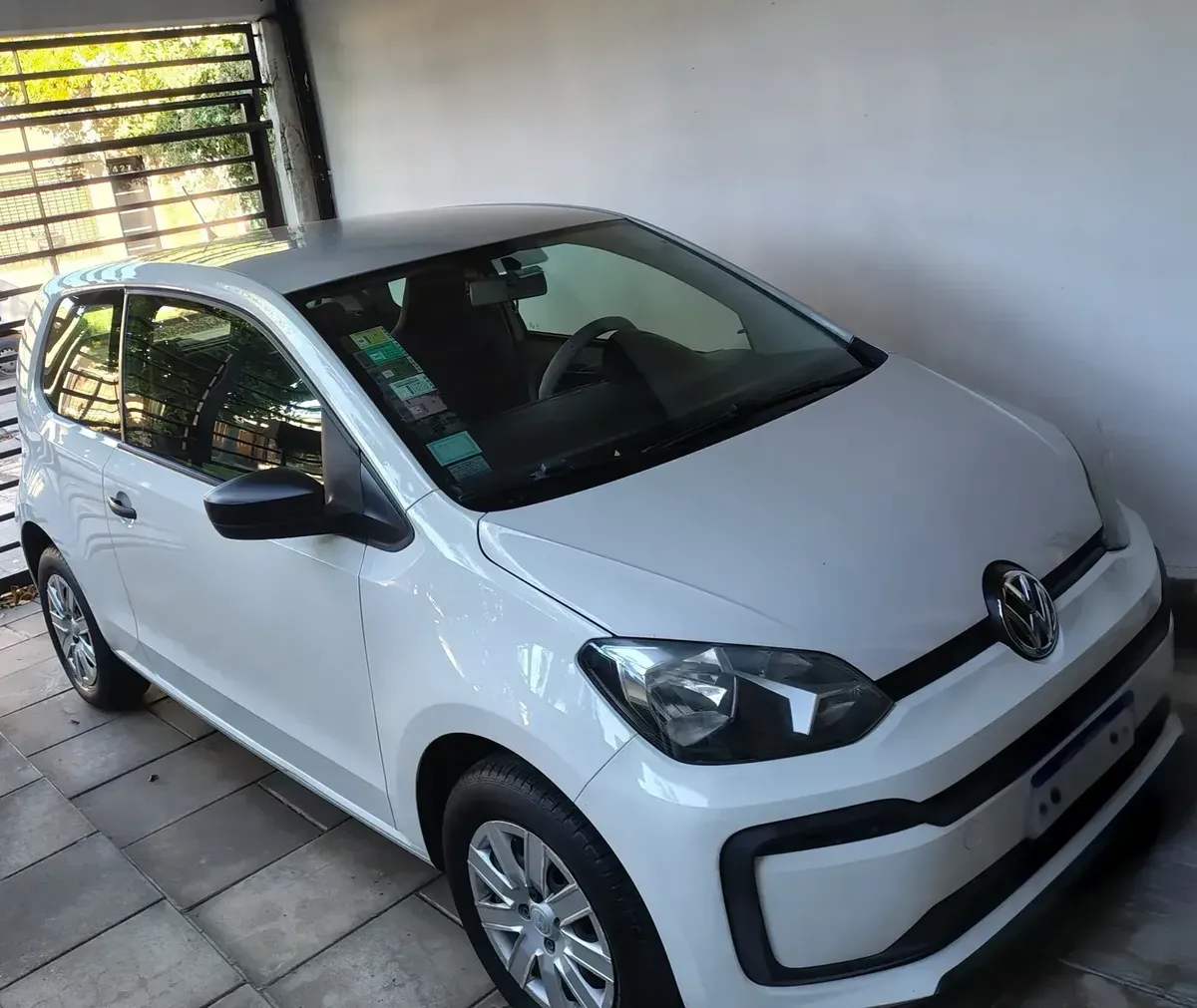 Volkswagen Up! 1.0 Take