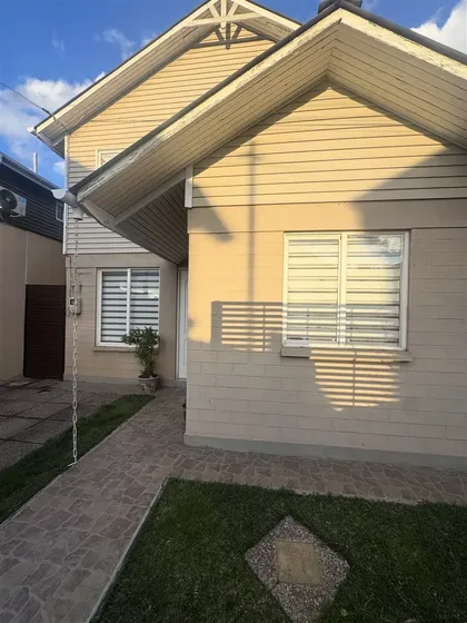 Casa En Venta De 3 Dorm. En Rengo