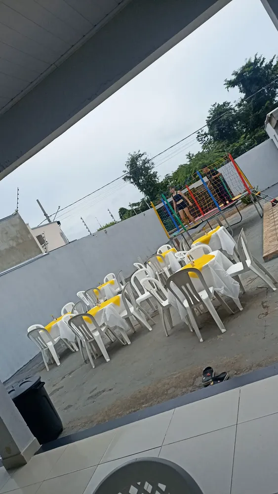 Kit 20 Toalhas De Mesa Tnt 10 Grandes + 10 Cobre Mancha 70cm - Imagem 4