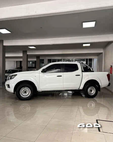 Nissan Frontier S