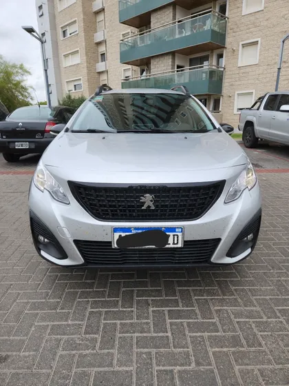 Peugeot 2008 1.6 Allure Am20