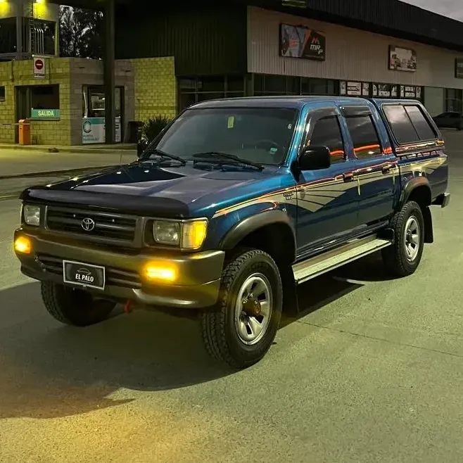 Toyota Hilux 2.8 D/cab 4x4 D Sr5