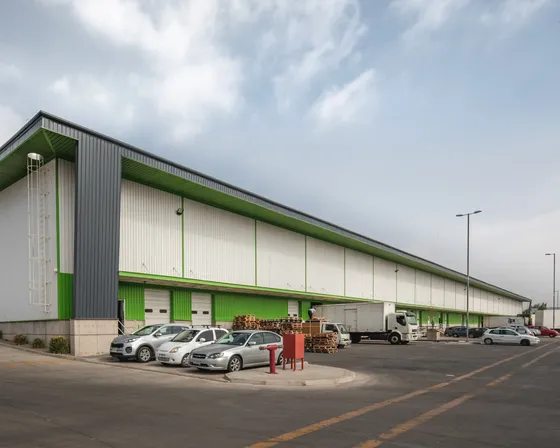 Bodega De 2.359 M2 En Sector Miraflores, Renca