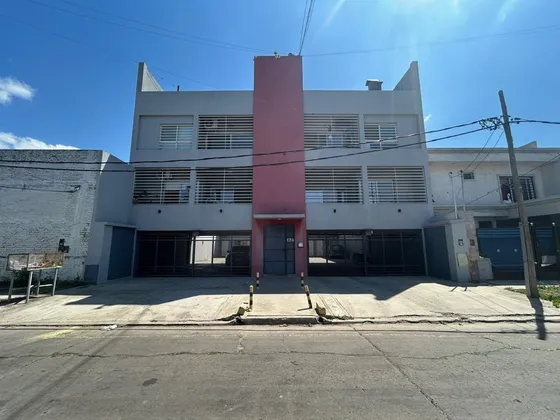 Departamento Dúplex En Venta En Bernal Oeste