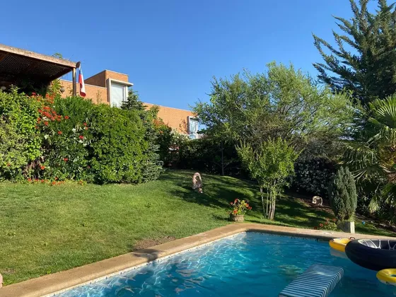 Casa En Venta Hacienda Chacabuco | Parcela De 9.000 M2
