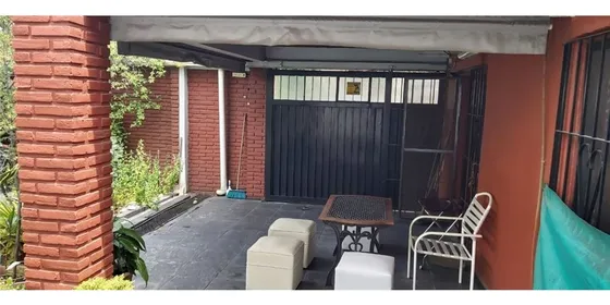 Vta Casa 3 Amb, Cochera,terraza,jardin,pileta. 