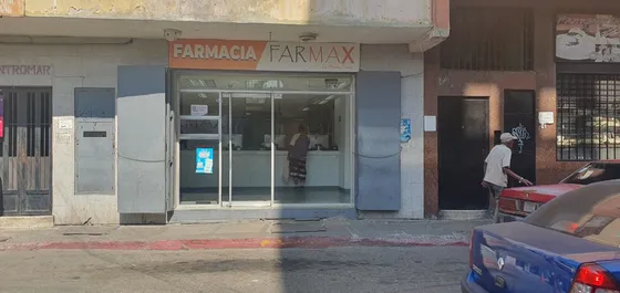 Se Alquila Estupendo Local Comercial  