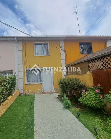 Casa En Venta De 4 Dorm. En Pedro Aguirre Cerda