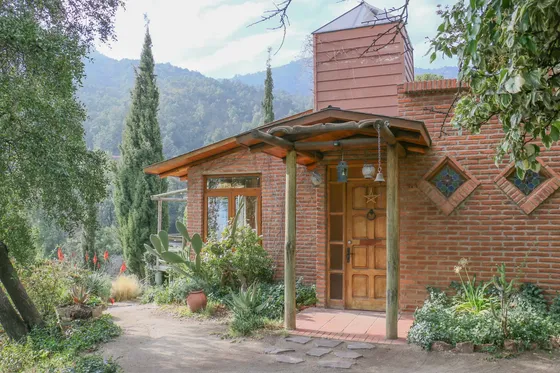 Parcela Escondida Con Casa, Cerca De Santiago Y Viña