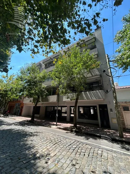 Luminoso Departamento Con Balcón Y Parrilla A La Venta / San Fernando