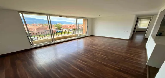 Apartamento Esquinero Con Club House (18579).