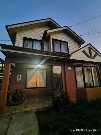 Amplia Casa Con Sitio En Chiguayante 