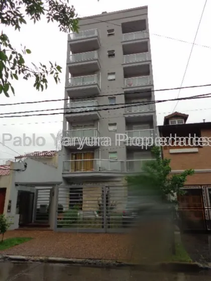 Departamento En Venta En Caseros