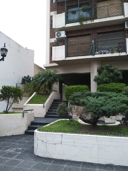 Cochera En Venta En Edificio Libertador En Ramos Mejia.