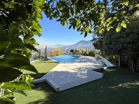 Departamento Venta / Arriendo De 3 Dorm. En Vitacura - Vista