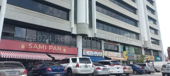 Agradable Oficina En Venta Los Samanes  Amc