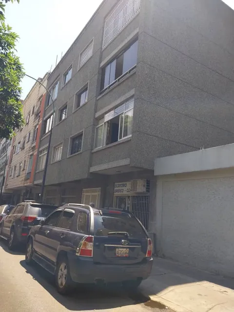 Bonito Apartamento  De 80.70 Mts2,  2 Habitaciones Con Sus Closets, Sala-comedor-balcón, Cocina, 1 Baño, Buena Iluminación Y Ventilación. 
