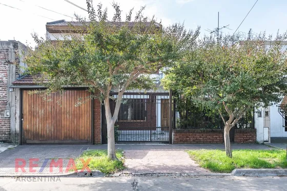 Venta Casa 5 Ambientes En San Justo