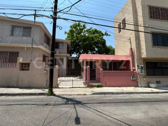Casa De Un Piso En Venta Col. Lauro Aguirre Tampico Tamaulipas