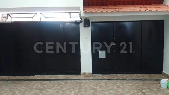 Casa Con Uso De Suelo En Venta En Aeronautica Militar, Venustiano Carranza, Cdmx