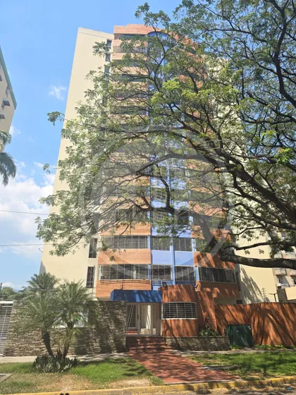 Apartamento En Alquiler En Base Aragua 04js
